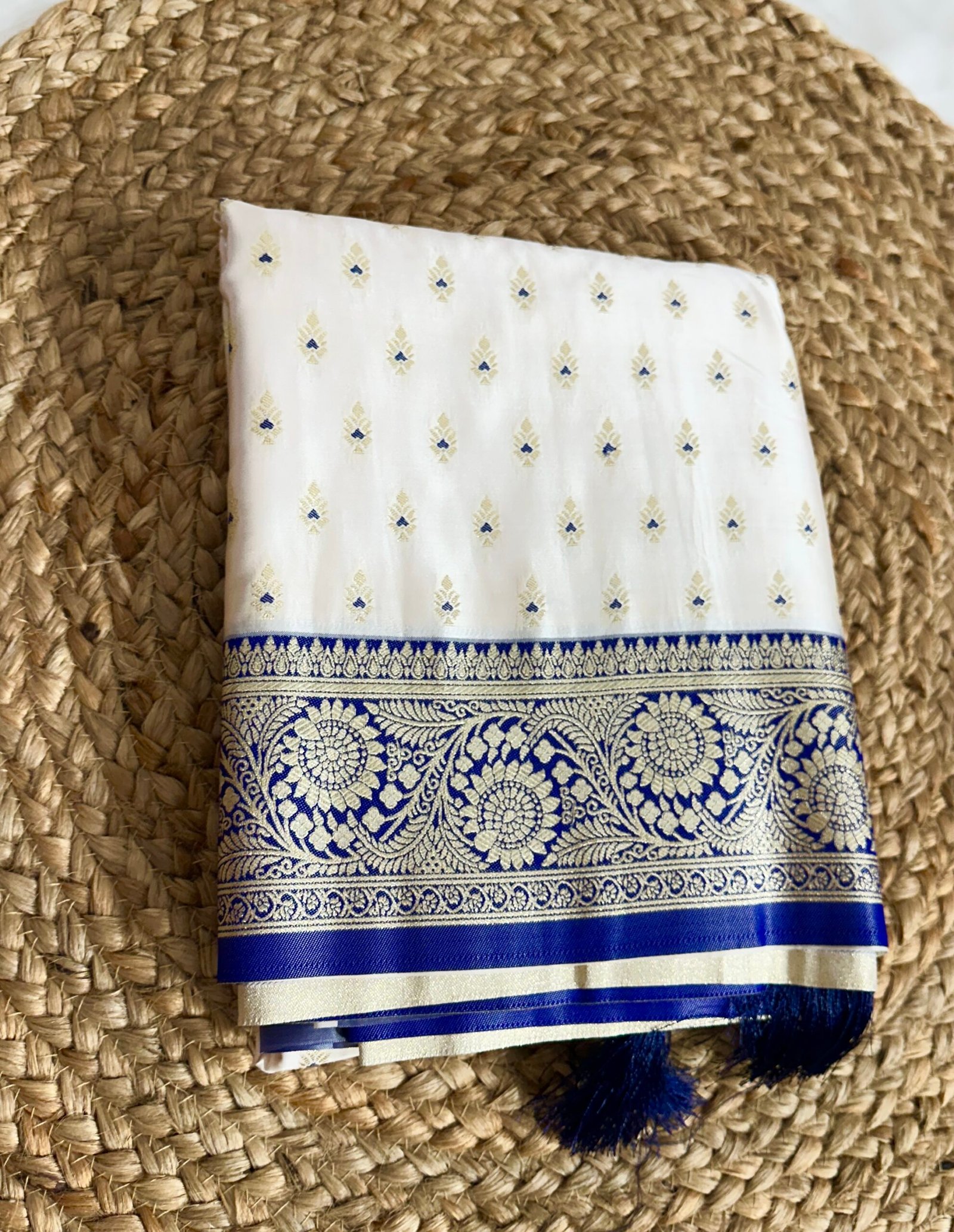 White banarasi mushru silk MTV