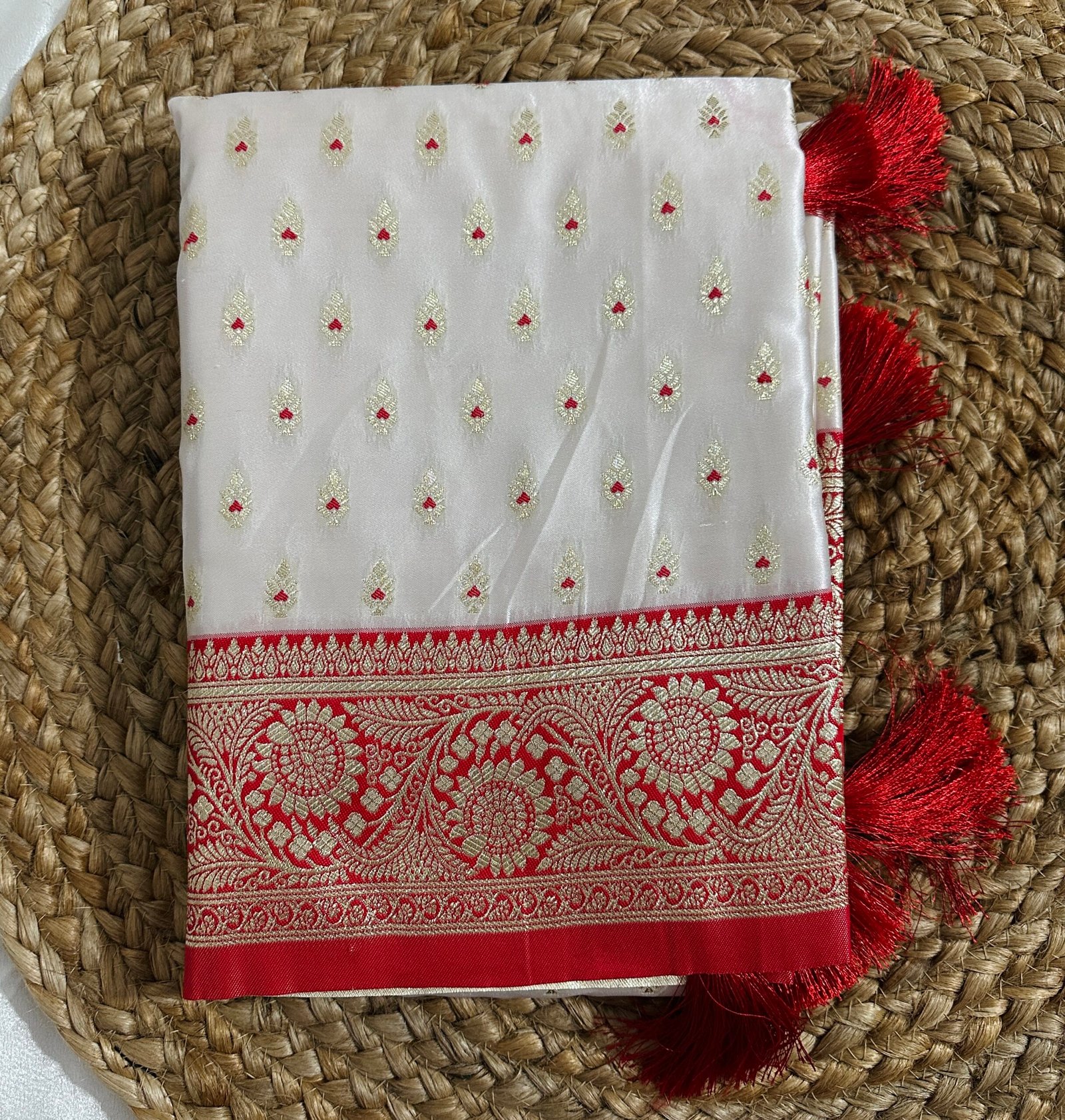 White banarasi mashru silk MTV